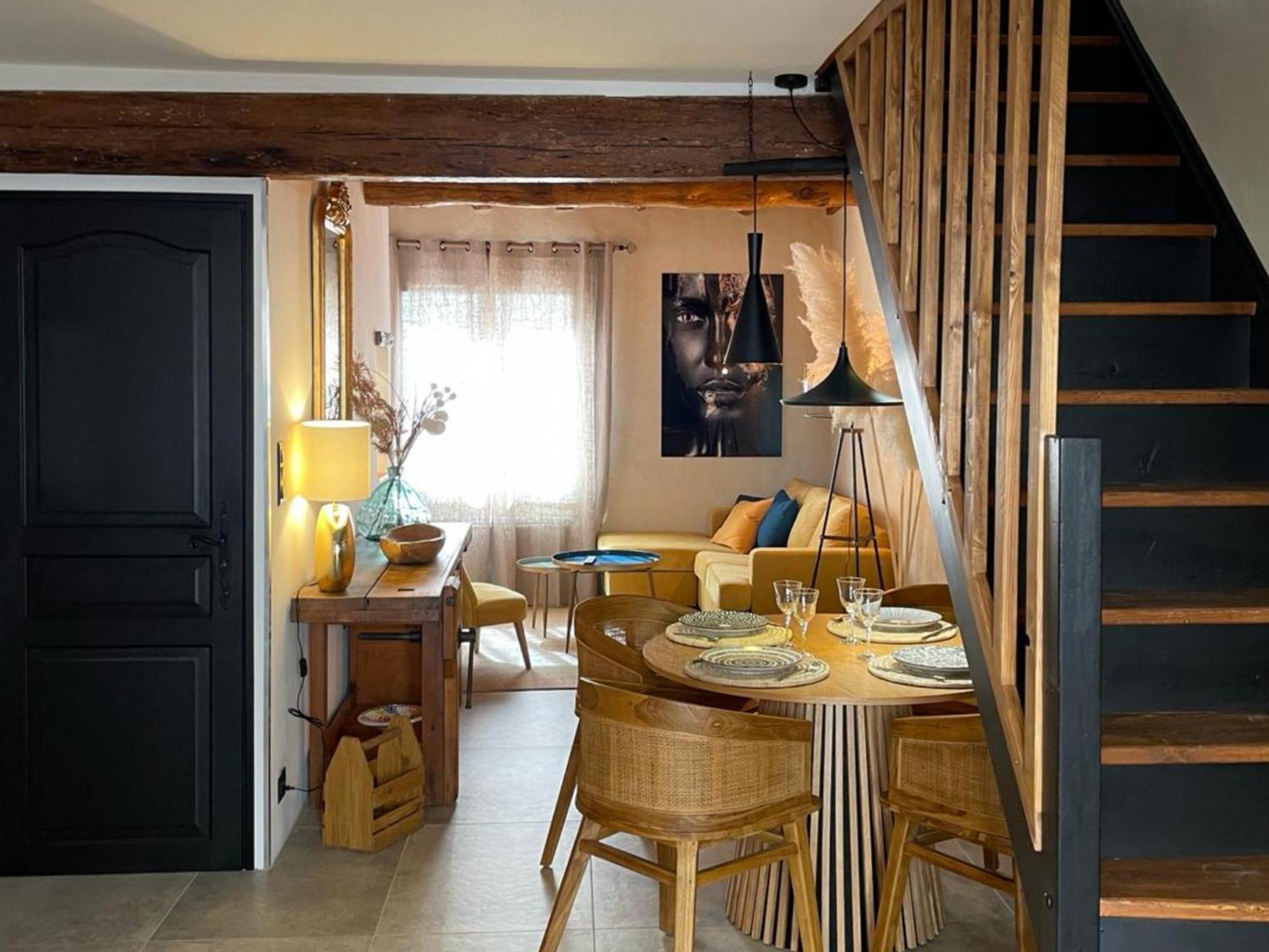 Maison Cosy, 2 Chambres, Adossee Aux Remparts 에그모르트 외부 사진